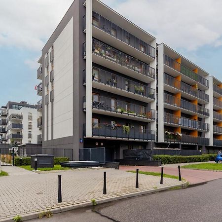 Cozy Apartment With Parking Bakalarska By Noclegi Renters ワルシャワ エクステリア 写真