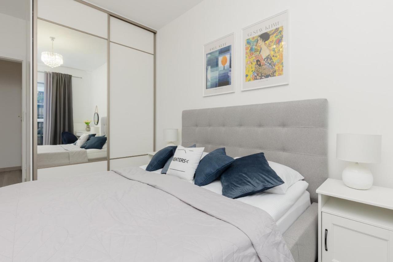 Cozy Apartment With Parking Bakalarska By Noclegi Renters ワルシャワ エクステリア 写真