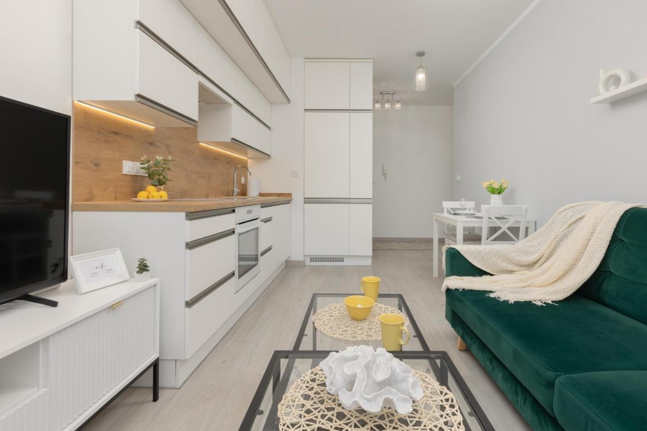 Cozy Apartment With Parking Bakalarska By Noclegi Renters ワルシャワ エクステリア 写真