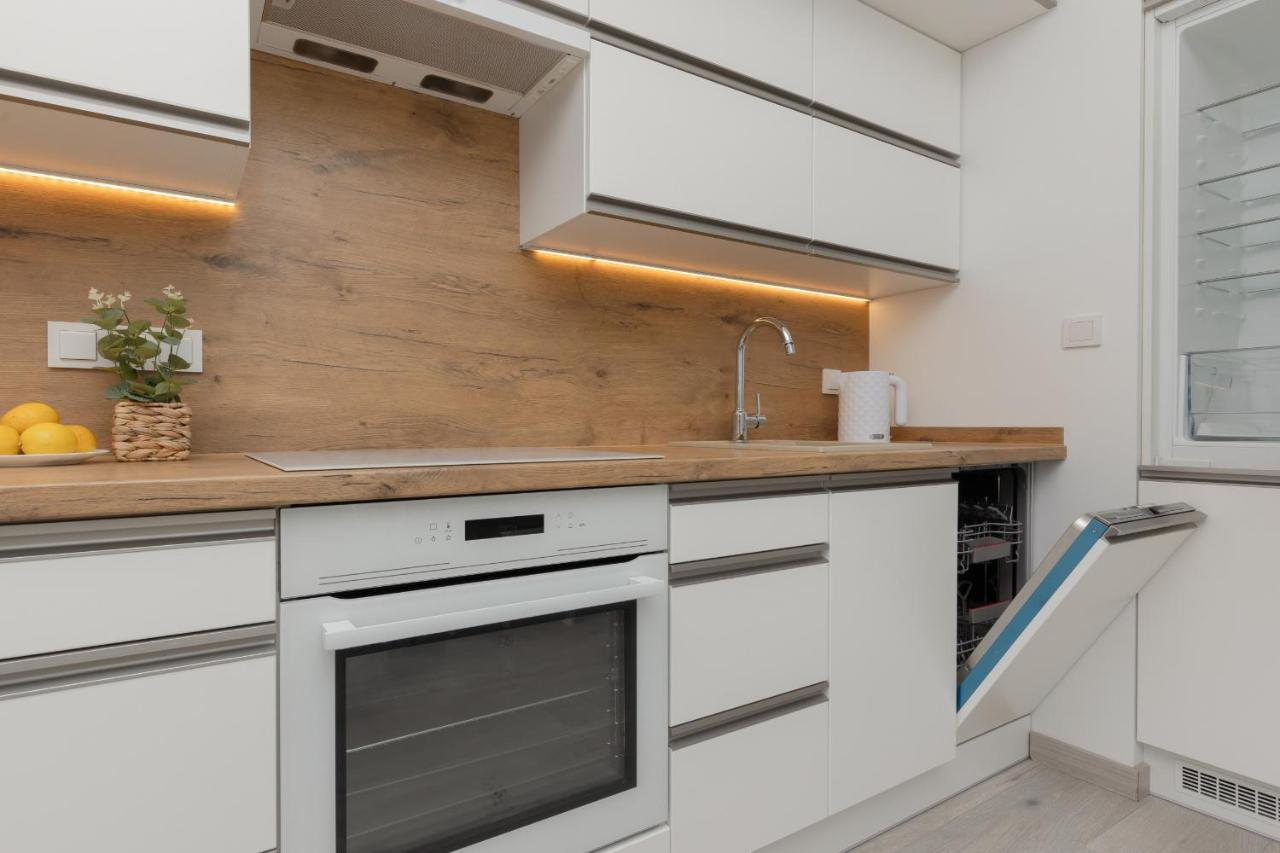 Cozy Apartment With Parking Bakalarska By Noclegi Renters ワルシャワ エクステリア 写真