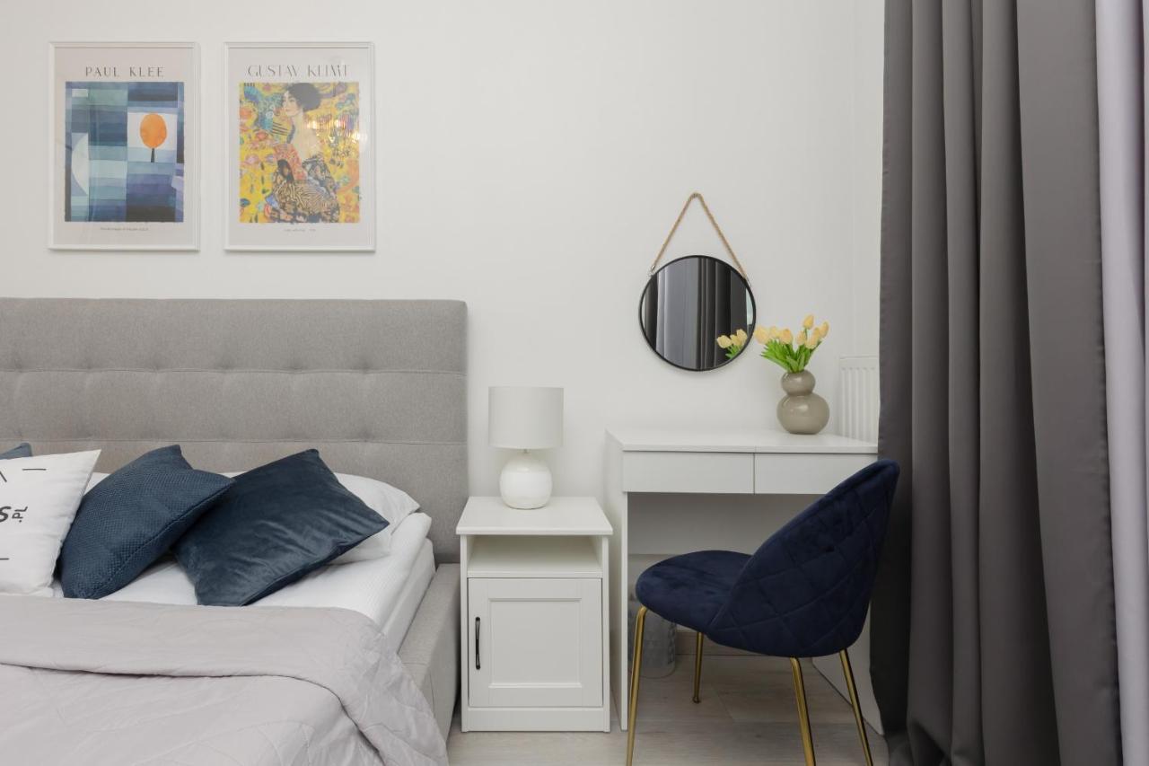 Cozy Apartment With Parking Bakalarska By Noclegi Renters ワルシャワ エクステリア 写真