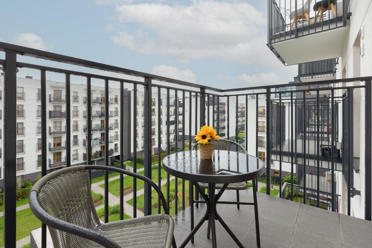 Cozy Apartment With Parking Bakalarska By Noclegi Renters ワルシャワ エクステリア 写真