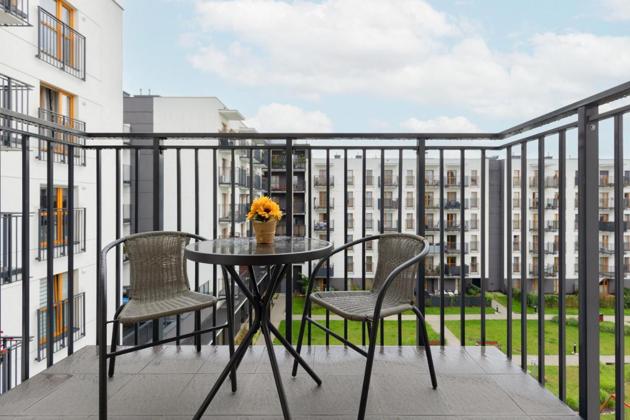 Cozy Apartment With Parking Bakalarska By Noclegi Renters ワルシャワ エクステリア 写真